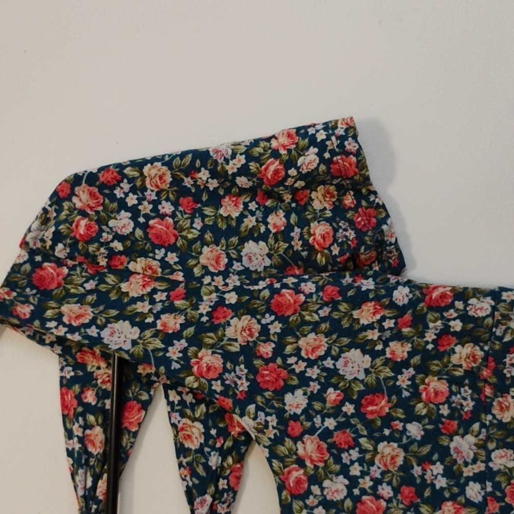 sound & matter | Vintage-inspired Floral short sleeve skater dress | Juniors S - Picture 3 of 6